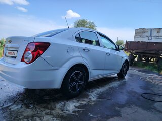 2013 Chevrolet Aveo II, белый, 595000 рублей, вид 5