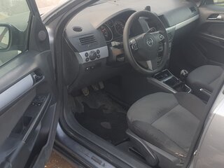 2006 Opel Astra H Рестайлинг, серый, 400000 рублей, вид 5