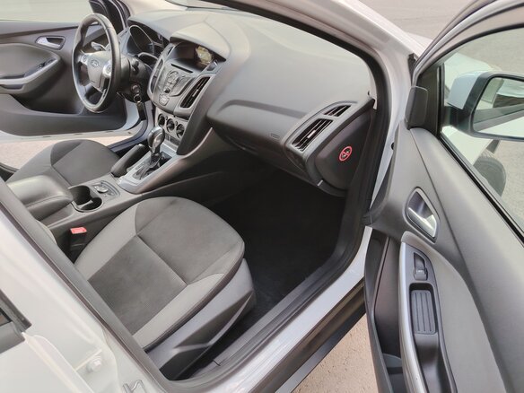 2013 Ford Focus III, белый, 800000 рублей - вид 12