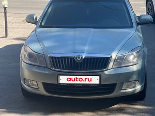 2009 Skoda Octavia DSG7 II (A5) Рестайлинг, серый, 670000 рублей, вид 1