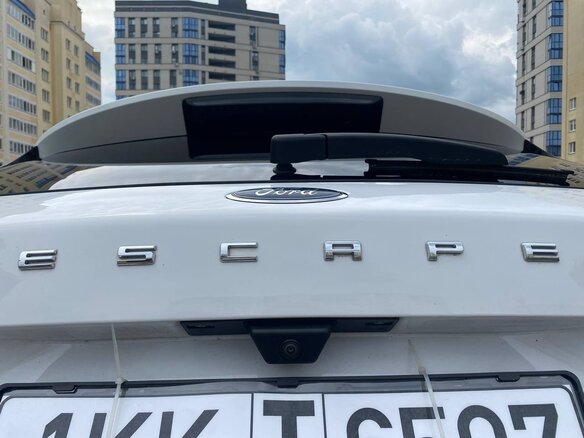 2020 Ford Escape IV, белый, 1500000 рублей - вид 9