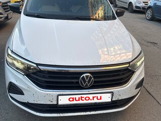 2021 Volkswagen Polo VI, белый, 1400000 рублей, вид 2