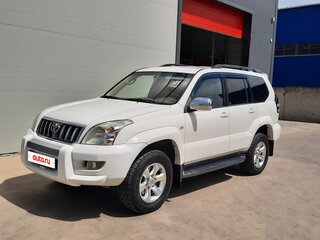 2004 Toyota Land Cruiser Prado 120 Series, белый, 1990000 рублей, вид 1
