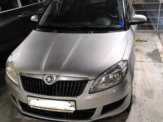 2012 Skoda Fabia II Рестайлинг, серый, 699000 рублей, вид 3