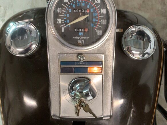 1982 Harley-Davidson Electra Glide, коричневый, 1490000 рублей - вид 4