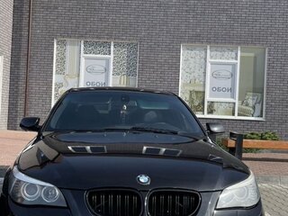 2004 BMW 5 серии 525i V (E60/E61), чёрный, 1280000 рублей, вид 1