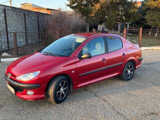 2008 Peugeot 206, красный, 470000 рублей, вид 1