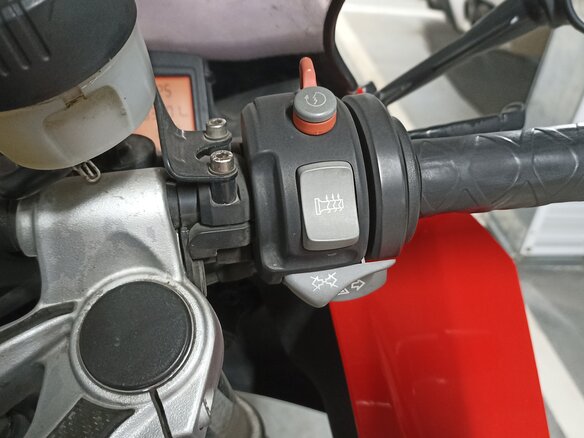 2007 BMW F 800 S, красный, 380000 рублей - вид 8