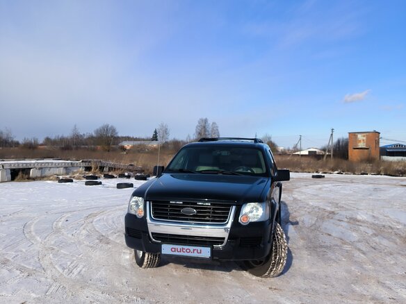 2008 Ford Explorer IV, чёрный, 1300000 рублей - вид 3