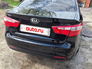 2015 Kia Rio 6-speed III, чёрный, 1100000 рублей, вид 2