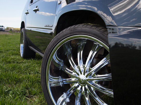 2013 Cadillac Escalade III, чёрный - вид 3