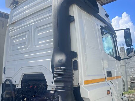 2018 КамАЗ 5490 NEO, белый, 3700000 рублей, вид 5