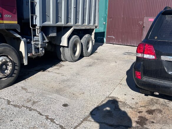 2007 Volvo FM, красный, 2500000 рублей - вид 2