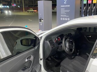 2019 Volkswagen Polo V Рестайлинг, белый, 800015 рублей, вид 5