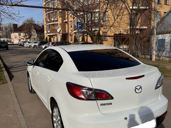2011 Mazda 3 II (BL), белый, 950000 рублей - вид 8