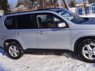 2011 Nissan X-Trail II Рестайлинг, серебристый, 1100000 рублей, вид 3