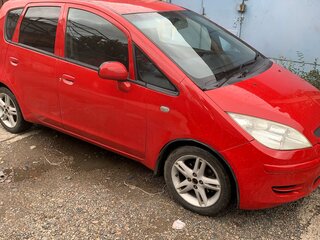 2002 Mitsubishi Colt VI (Z20/Z30), красный, 358000 рублей, вид 2