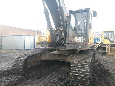 2015 Volvo EC, жёлтый, 12500000 рублей, вид 3