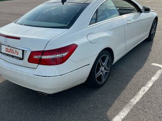 2009 Mercedes-Benz E-Класс 350 IV (W212, S212, C207), белый, 1280000 рублей, вид 3