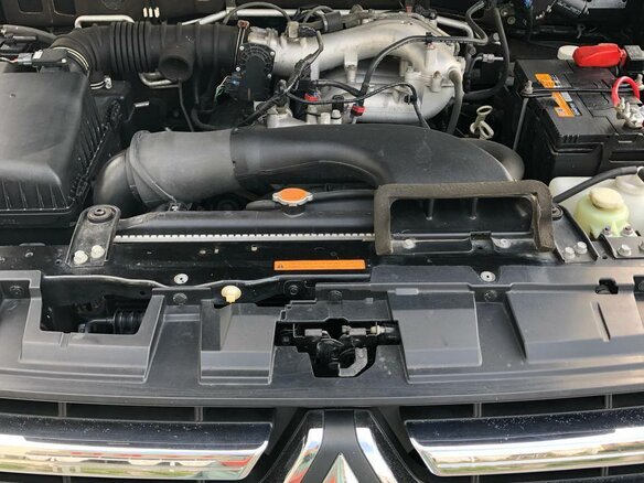 2007 Mitsubishi Pajero IV, чёрный, 2999999 рублей - вид 37