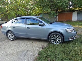 2012 Volkswagen Passat B7, серый, 1350000 рублей, вид 3