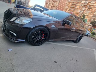 2010 Mercedes-Benz E-Класс 300 IV (W212, S212, C207), красный, 1500000 рублей, вид 5