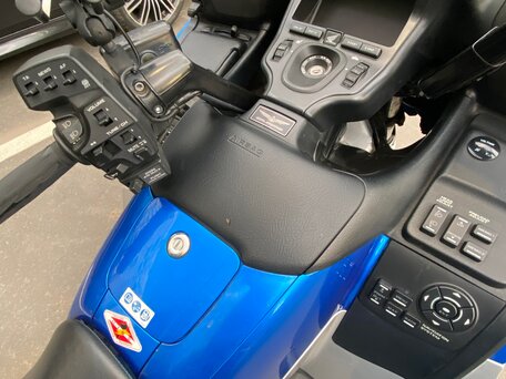 2013 Honda GL 1800 Gold Wing, синий, 1600000 рублей, вид 4