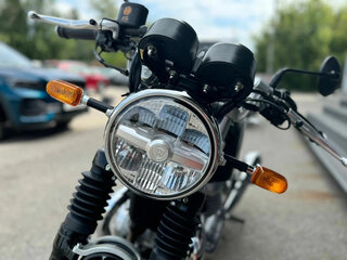 2024 Royal Enfield Continental GT, зелёный, 675000 рублей, вид 5