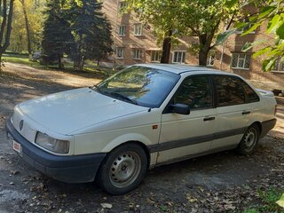 1990 Volkswagen Passat B3, белый, 165000 рублей, вид 2