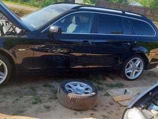 2006 BMW 5 серии 520d V (E60/E61), чёрный, 1000000 рублей, вид 4