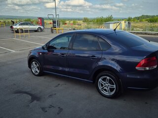 2014 Volkswagen Polo V, синий, 720000 рублей, вид 3