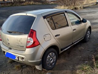 2011 Renault Logan I Рестайлинг, бежевый, 500000 рублей, вид 4