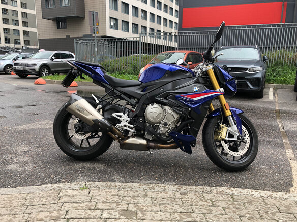 2020 BMW S 1000 R, синий, 2000000 рублей - вид 2