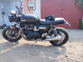 2023 Triumph Speed Twin, чёрный, 950934 рублей, вид 2