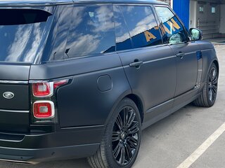 2020 Land Rover Range Rover Long IV Рестайлинг, чёрный, 8500000 рублей, вид 2