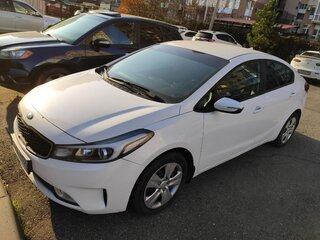 2018 Kia Cerato III Рестайлинг (Classic), белый, 1150000 рублей, вид 1