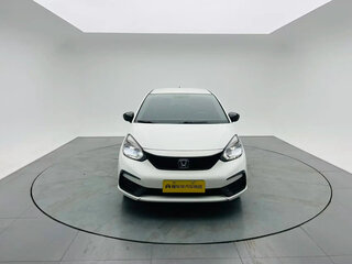 2022 Honda Fit IV Рестайлинг, белый, 841007 рублей, вид 2