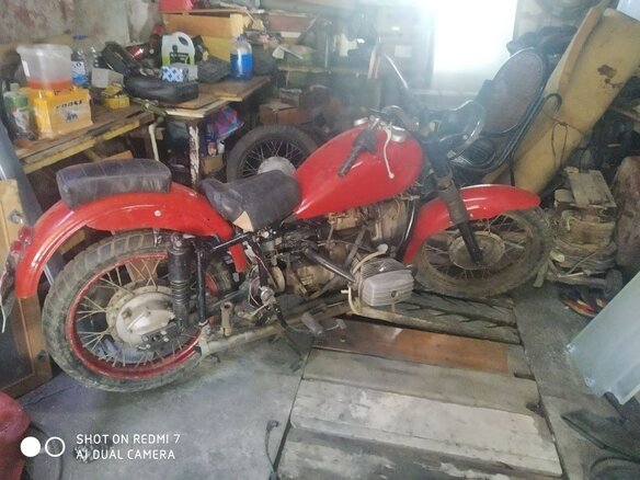 1975 Днепр MT-10, красный, 150000 рублей - вид 1