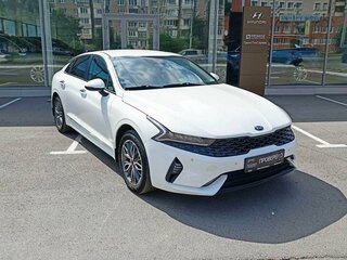 2021 Kia K5 III, белый, 2550000 рублей, вид 4