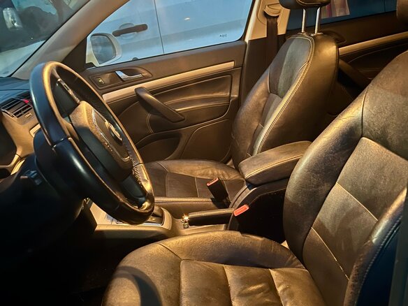 2012 Skoda Octavia II (A5) Рестайлинг, белый, 1050000 рублей - вид 23