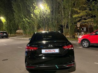 2021 Hyundai Solaris II Рестайлинг, чёрный, 1850000 рублей, вид 5