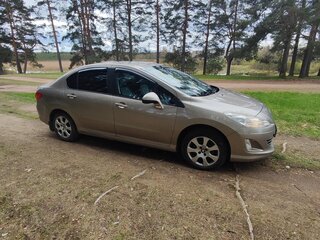 2012 Peugeot 408 I, бежевый, 550000 рублей, вид 5