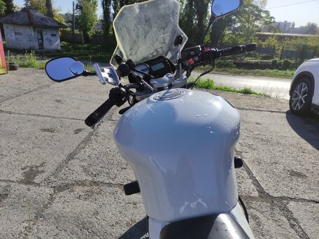 2013 Hyosung Comet GT250, белый, 240000 рублей, вид 5