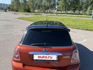 2010 Mini Hatch Cooper II (R56) Рестайлинг, оранжевый, 790000 рублей, вид 3