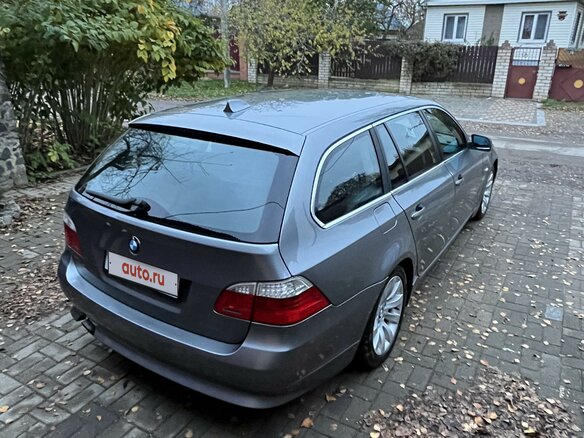2009 BMW 5 серии 520i V (E60/E61) Рестайлинг, серебристый, 850000 рублей - вид 4