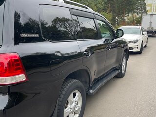 2011 Toyota Land Cruiser 200 Series, чёрный, 2800000 рублей, вид 3