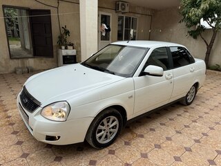 2017 Lada (ВАЗ) Priora I Рестайлинг, белый, 780000 рублей, вид 1