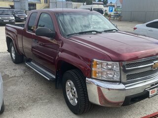 2012 Chevrolet Silverado II (GMT900), пурпурный, 2080000 рублей, вид 2
