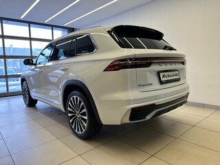 2026 Geely Monjaro I, белый, 4954990 рублей, вид 3