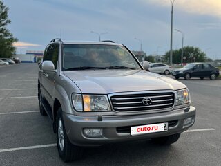 2000 Toyota Land Cruiser 100 Series, серебристый, 2000000 рублей, вид 3